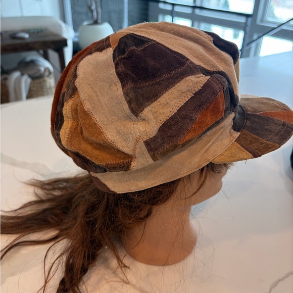 Leather Patchwork Cap for womans - Picture 4 of 6